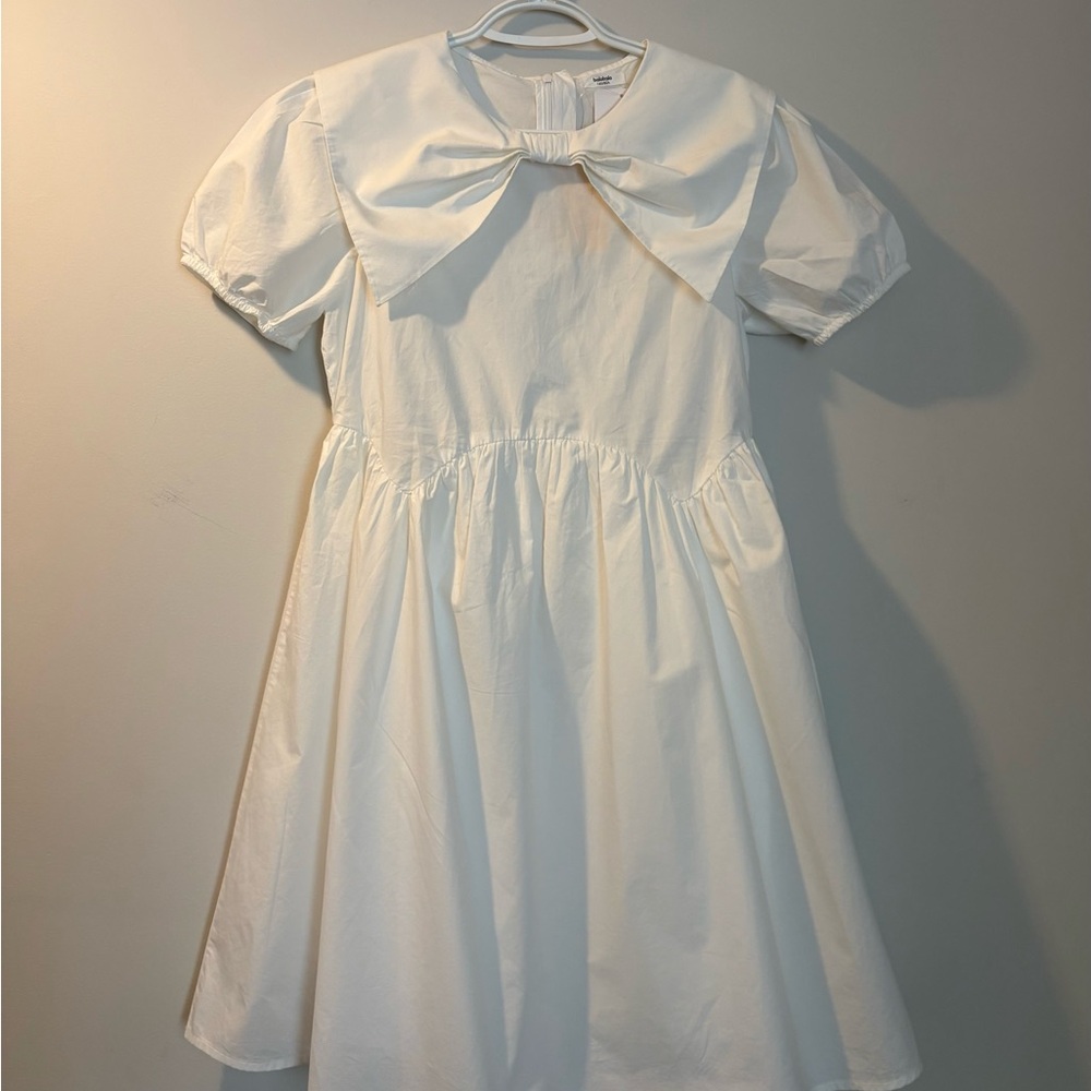 NWT Balabala Girls’ White Puff Sleeve Dress with Oversized Bow – Size 160/80A